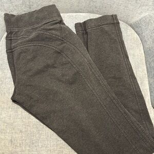 Lululemon 
Cotton jogger 
Tapered leg